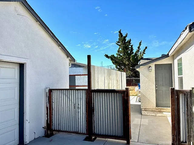 529 N Lincoln Ave — Photo 9
