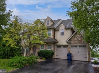 316 Willow Dell Ln, Leola, PA 17540