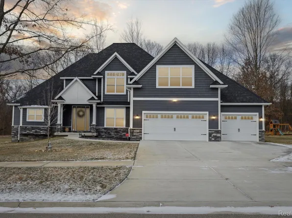 10653 Mystic Heights Trl, Kalamazoo, MI 49009