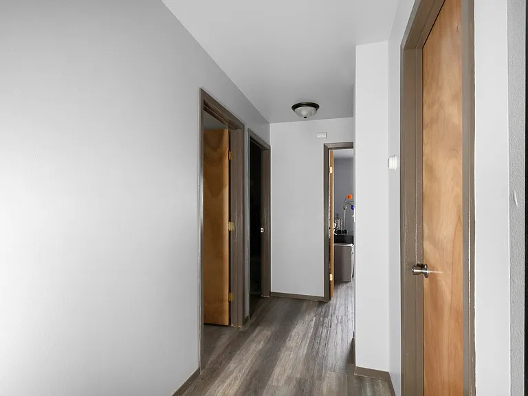 271 Shannon Ct #1 — Photo 6