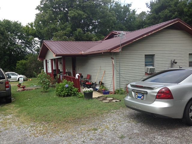 2nd image of 611 Swearengin Rd #3