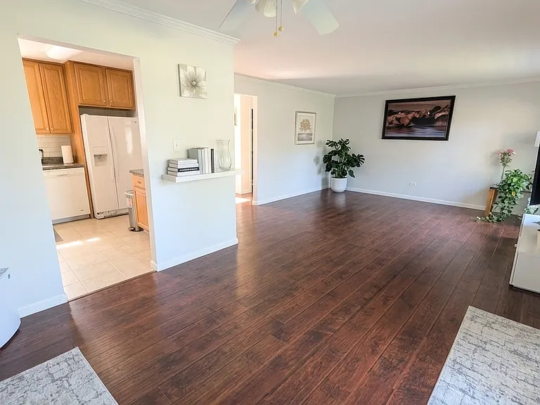 461 N Jonathan Dr #101 — Photo 2