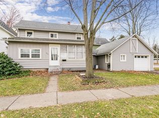 407 N Lincoln Rd, East Rochester, NY 14445