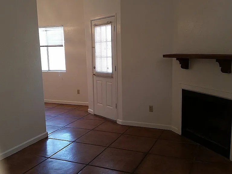 3537 E Glenn St — Photo 7