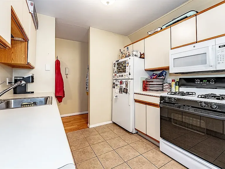 245 Regency Park Dr #245 — Photo 13