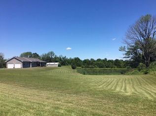 11182 Southfork Rd, Dillsboro, IN 47018