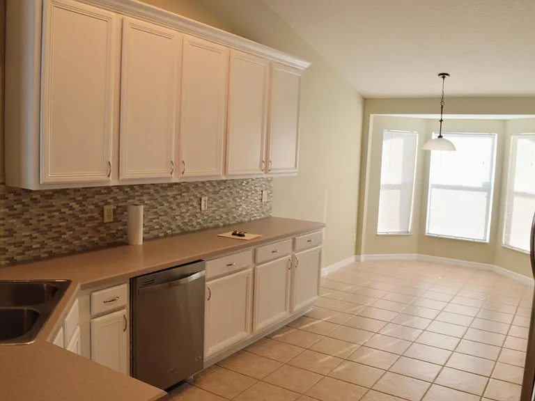 1724 Tealbriar Ave — Photo 19