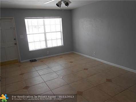 3rd image of 3217 NE 11th St APT 9