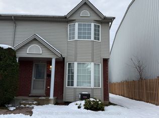 101 Brookside St #17, London, ON N5Z 5C9