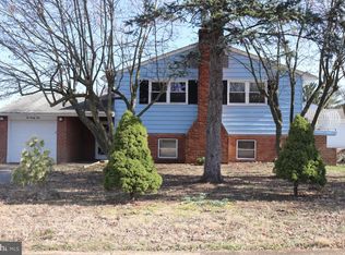 221 Foulke Ln, Springfield, PA 19064