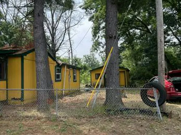 323 E Austin, Idlewild, MI 49642