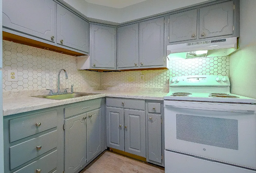 Building Photo - 318 Edmonds Ave #2