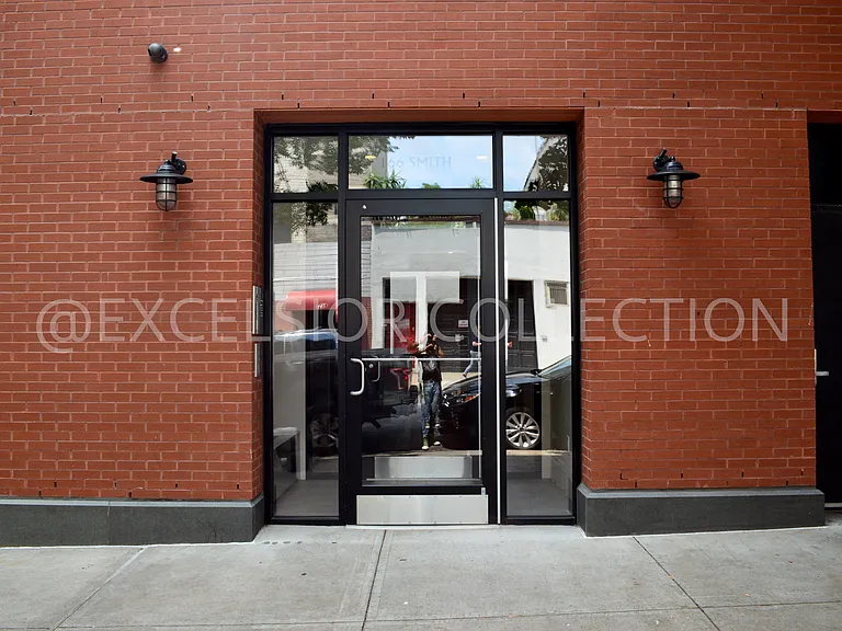 166 Smith St #2D — Photo 2