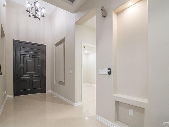 2nd image of 6207 N 46th Ln
