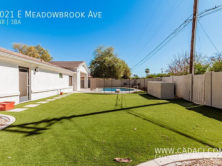 3021 E Meadowbrook Ave — Photo 8