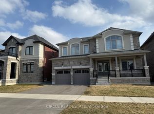 213 Danny Wheeler Blvd, Georgina, ON L4P 0J8