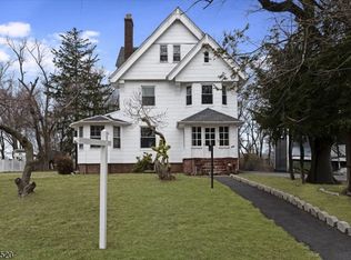 253 Midland Ave, East Orange, NJ 07017