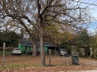 360 Moore St, Lake City, SC 29560