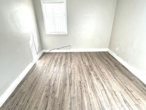 5th image of 1051-1053 Republic Ave