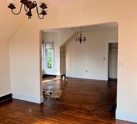 2nd image of 69 S 6th St #2
