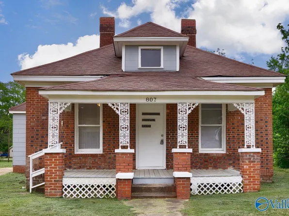 807 Brownsferry St, Athens, AL 35611