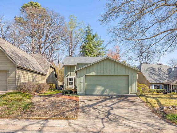 3rd image of 307 Lake Forest Ln