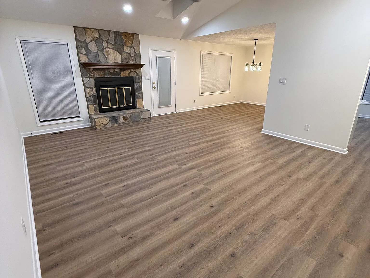 3 bed, 1461 sqft, $1,750 — Photo 2