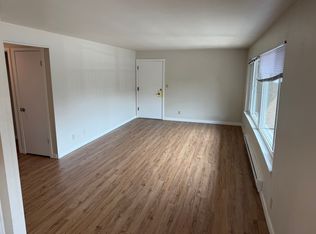 20 on 64th, Seattle, WA 98107