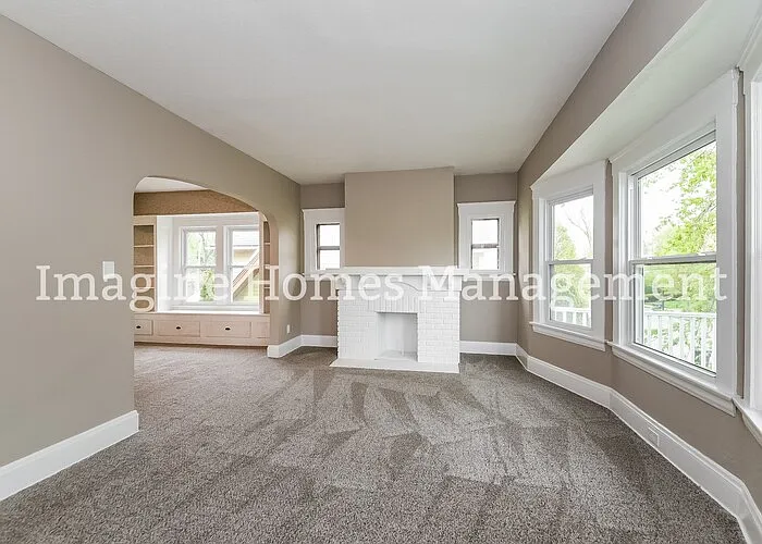 2 bed, 1.0 bath, 1012 sqft, $1,500 — Photo 3