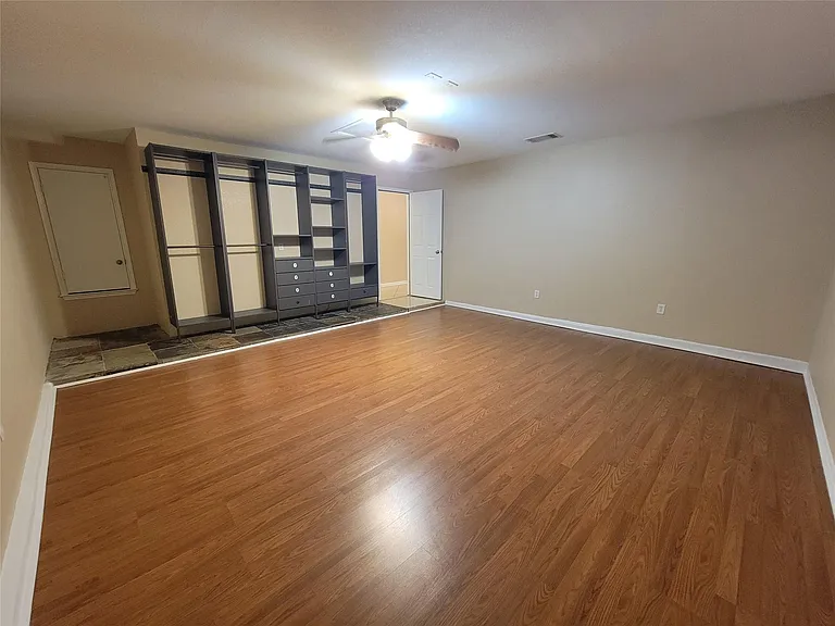 3307 Saint Genevieve Dr — Photo 17