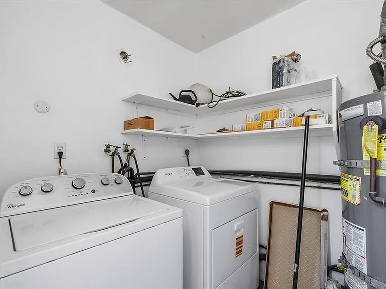 4264 Loma Riviera Ln — Photo 19