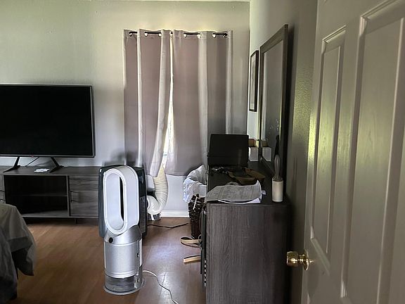 3rd image of 33318 Lago Vista Real St
