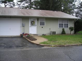 51 Edinburgh Ln #A, Manchester Township, NJ 08759