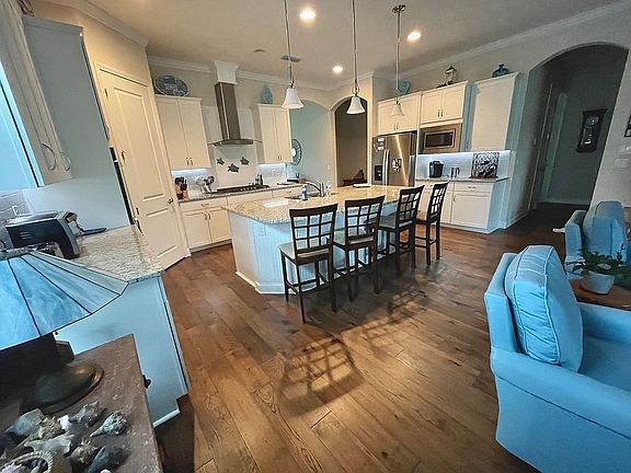 Gourmet Kitchen 