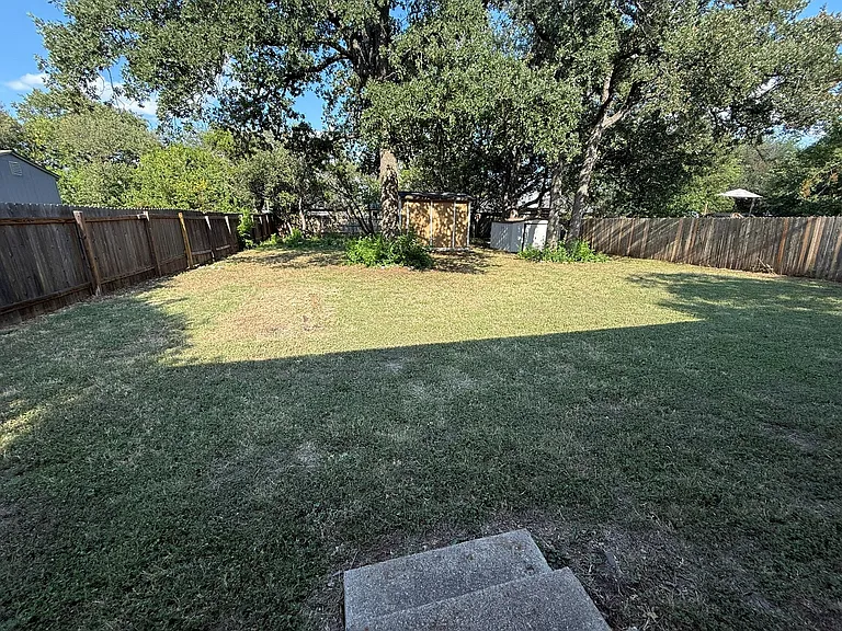 814 Monarch Ave — Photo 19
