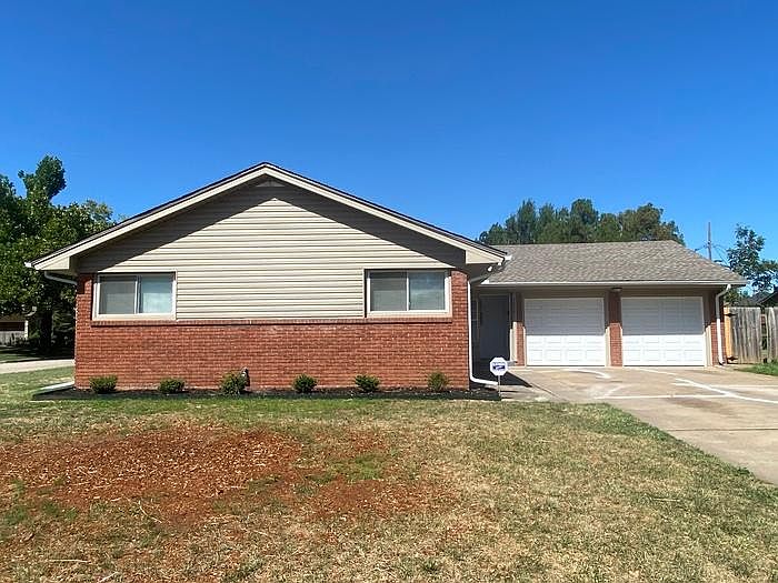 1st image of 13819 E Kathleen Ln