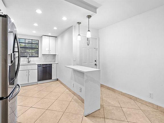 2nd image of 3191 Leewood Terrace #L137