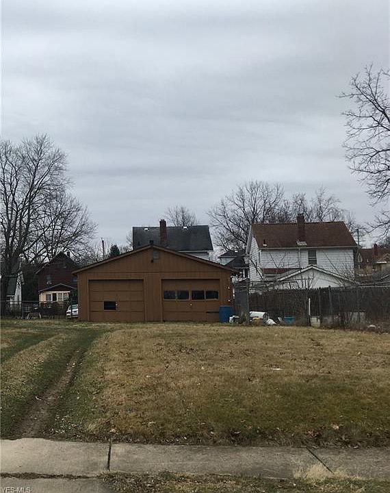 1st image of 550 Thelma Ave