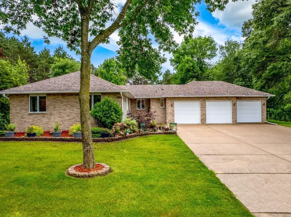 1131 24th Ave SW, Cambridge, MN 55008