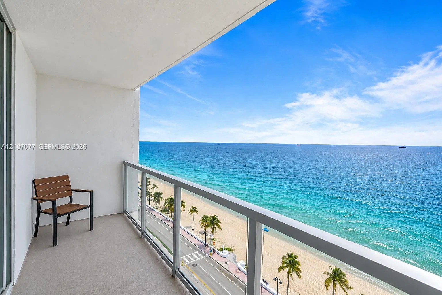 Seasons Condo — Photo 3