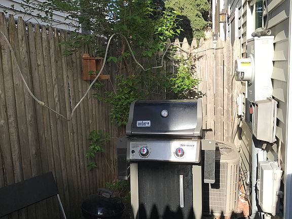 5th image of 1720 N Kedzie Ave APT D