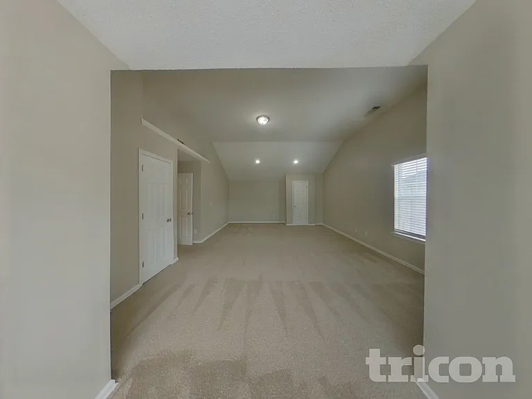6684 Overlook Rdg — Photo 11