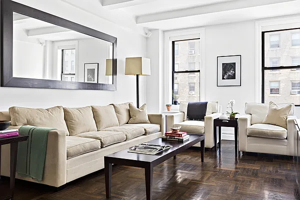 Sold by Compass | media 2