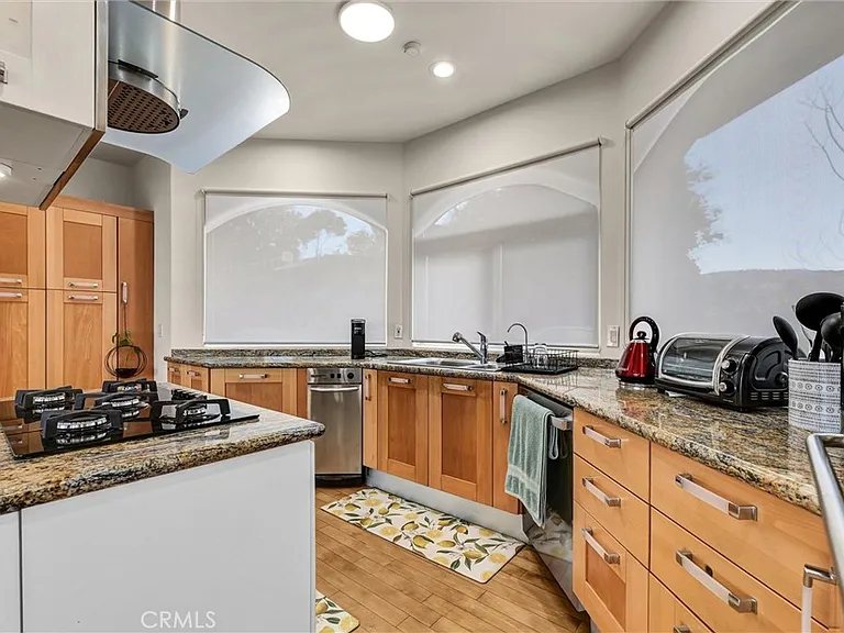 876 Harrington Rd — Photo 22