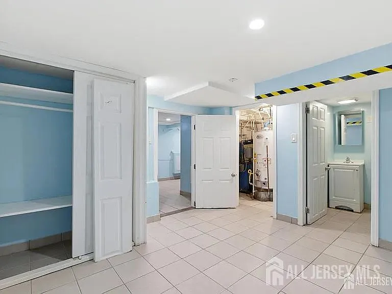 25 Langley Pl — Photo 24