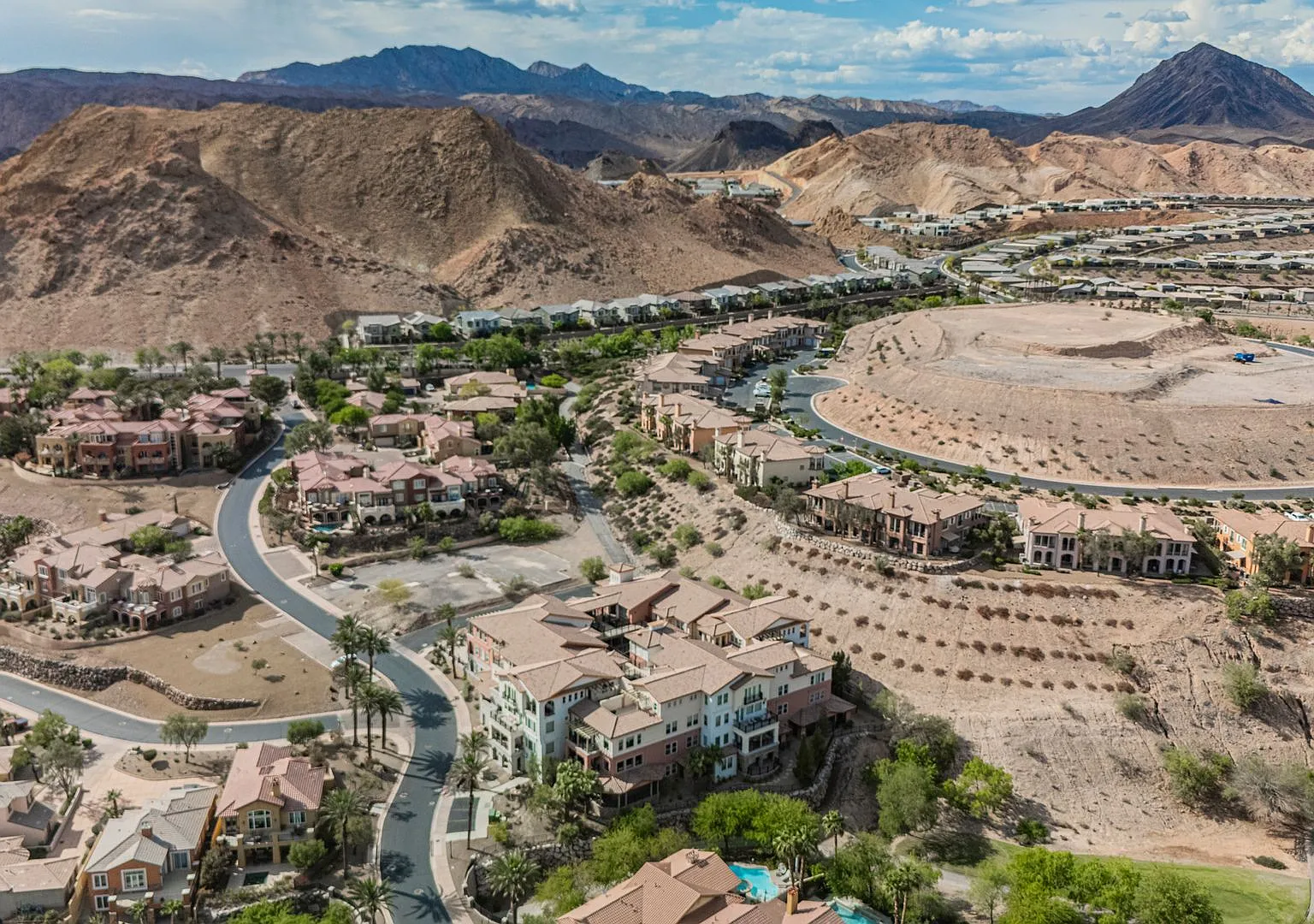 Lake Las Vegas Furnished Townhome Gated — Photo 4