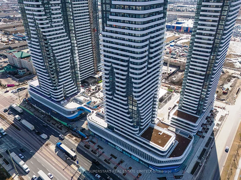 28 Interchange Way #708 — Photo 25