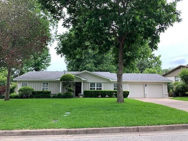 1st image of 3909 Birdwell Dr
