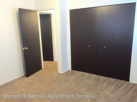 3rd image of 1100 W Michigan Ave APT 20