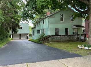 243 S Walnut St, Ravenna, OH